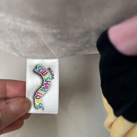 Squishmallow Max The Raccoon Plush - Picture 3 of 7